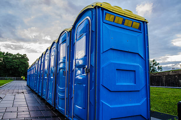 Best Luxury portable toilet rental  in Beach City, TX